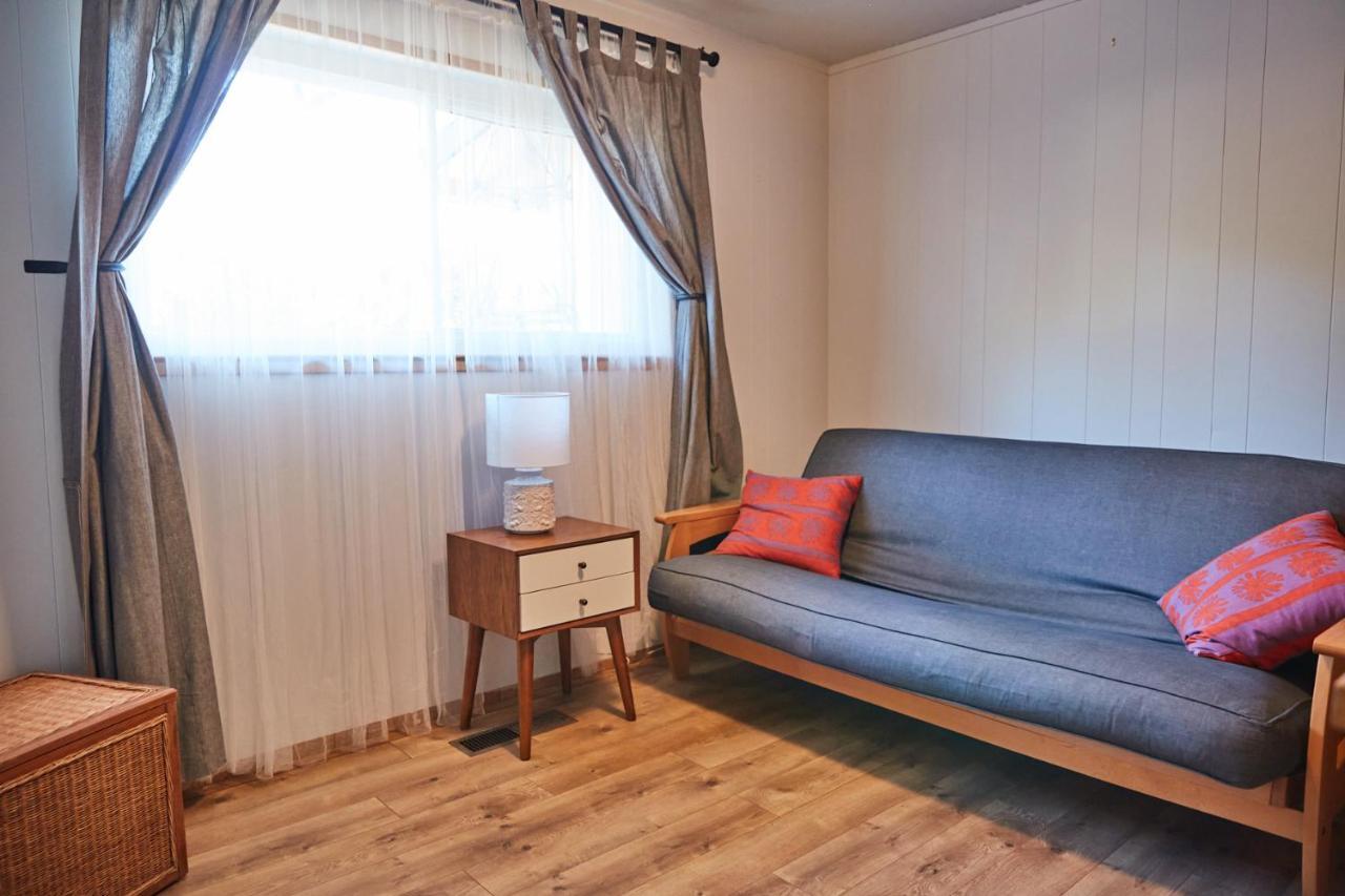Bed And Barrel At Stonehouse Cellars Bed & Breakfast Clearlake Oaks Екстериор снимка